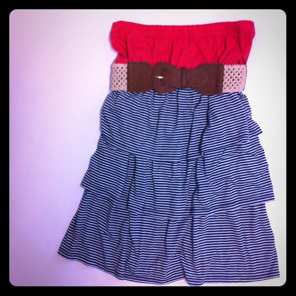 *REDUCED* cute short dress w/ detachable belt! - Picture 1 of 3