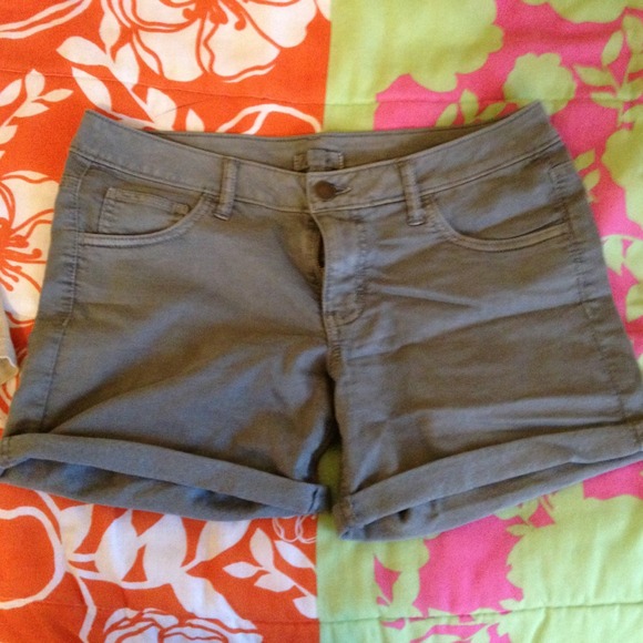 Gray Aerie cuffed shorts