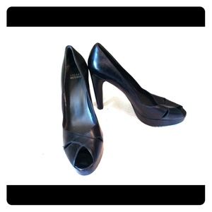 Stuart Weitzman classic black leather heels.