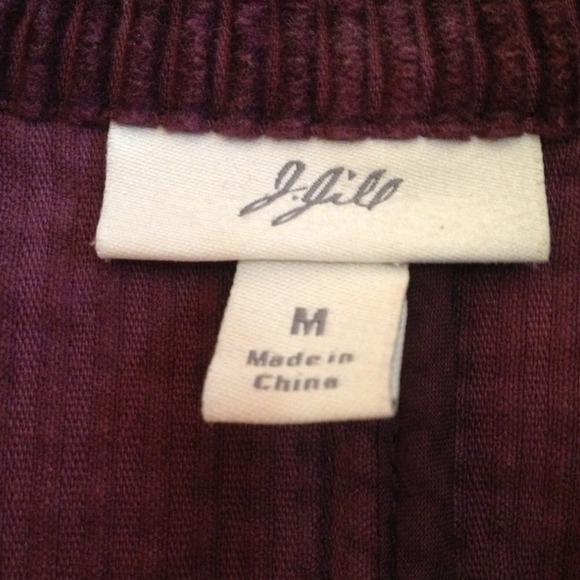 J.Jill- a soft burgundy cord jacket w/ velvet trim - Picture 3 of 4