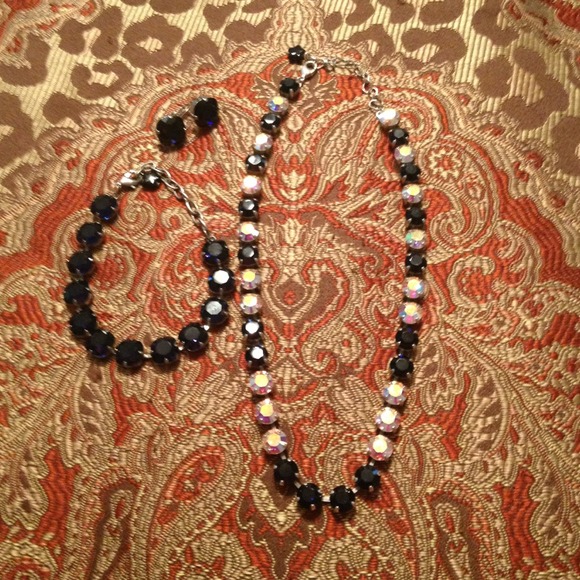 Sabika type set. Dallas Cowboy colors.