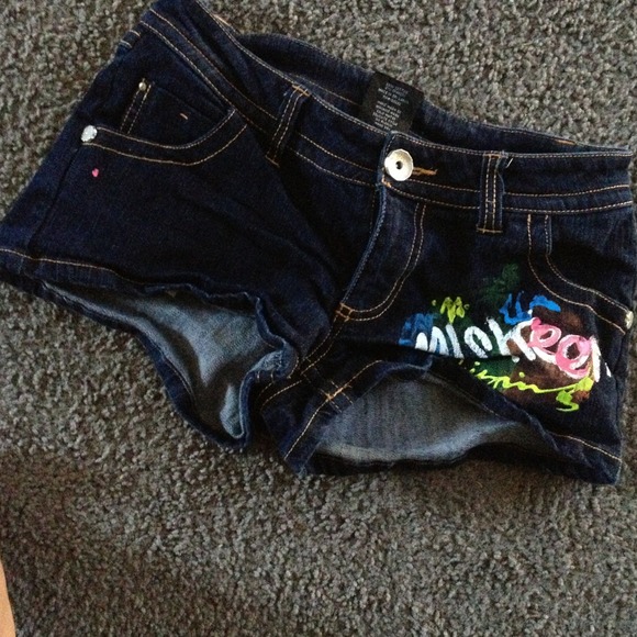 Miskeen blue jean shorts! Size 5