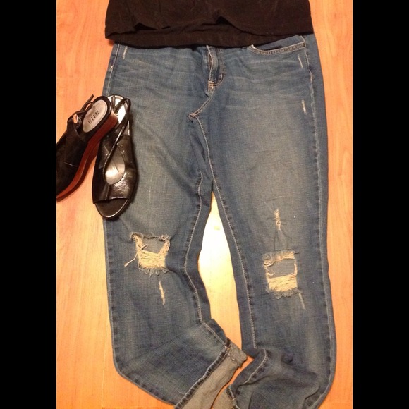 SOLD~Jessica Simpson Skinny jeans 32 destroyed 12