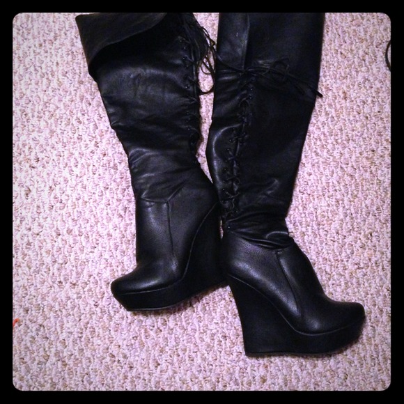 Black boots