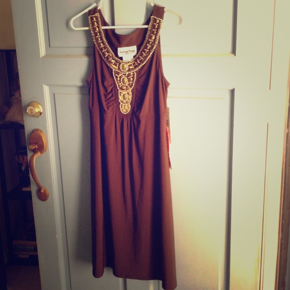 Gorgeous brown dress with great beaded pattern