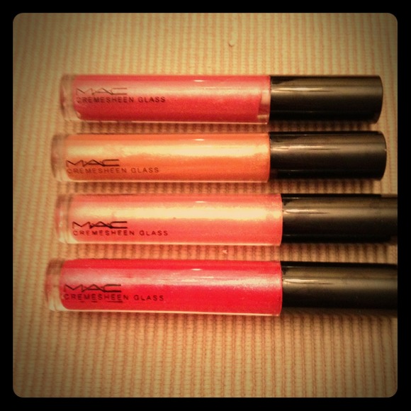 MAC Cremesheen lip glass