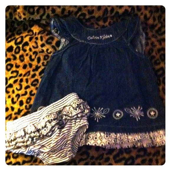 SOLD Calvin Klein outfit - Picture 1 of 1