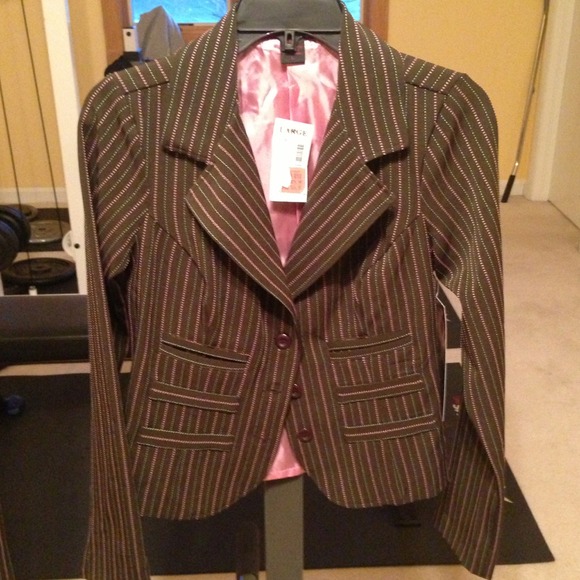 Pants suit - Picture 3 of 3