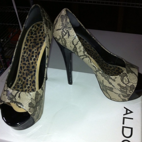 Aldo platfrom heels