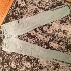 ON HOLD For @rose1016 Army green cargo pants!