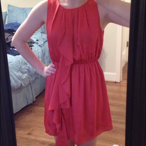Short coral dress with ruffle down the front - Picture 1 of 3