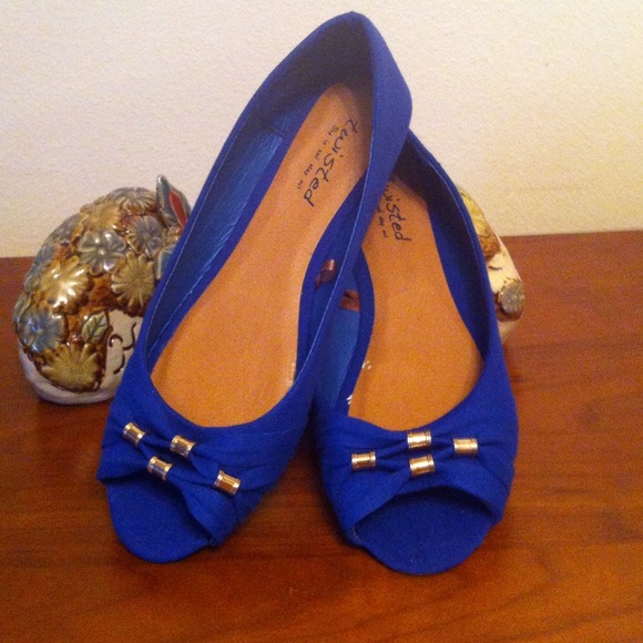 Royal Blue Flat
