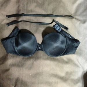 🔴Sold🔴NWOT   black bra with detachable straps