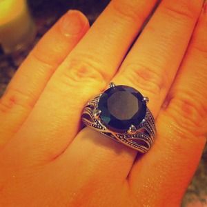 🌟On HOLD🌟Premier Designs Crimson Ring