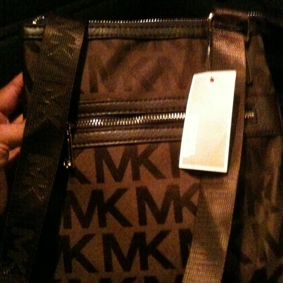 Side pocket band pocketbook