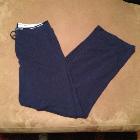 🔴Sold in bundle🔴 Tommy Hilfiger lounge pants