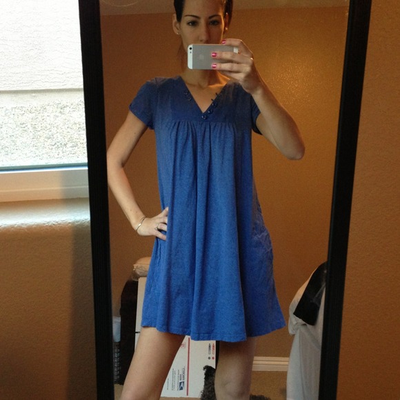 Sold!! Volcom dress with pockets