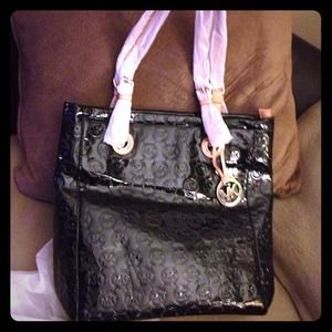 💋Traded!💋Beautiful Bag with Dust Cover @jezebel