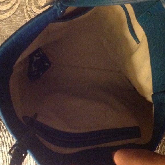 🚫Sold 🚫Michael Kors Jet Set Turquoise Neoprene - Picture 3 of 4