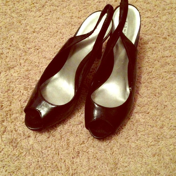 Black peep toe heels.