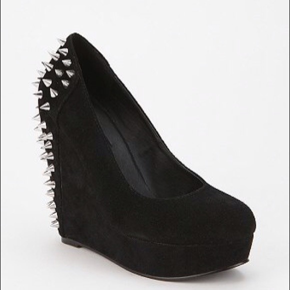 Deena & Ozzy UO Spike-Stud Platform Wedge