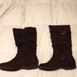 Brown suede calf boots