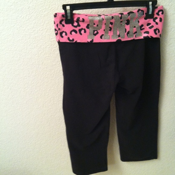 ☀SOLD☀Victoria's secret Capri yogas