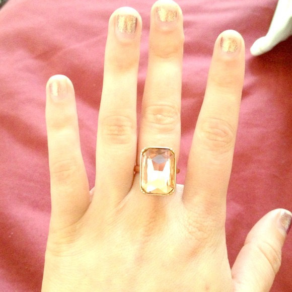 Baby pink diamond ring💍