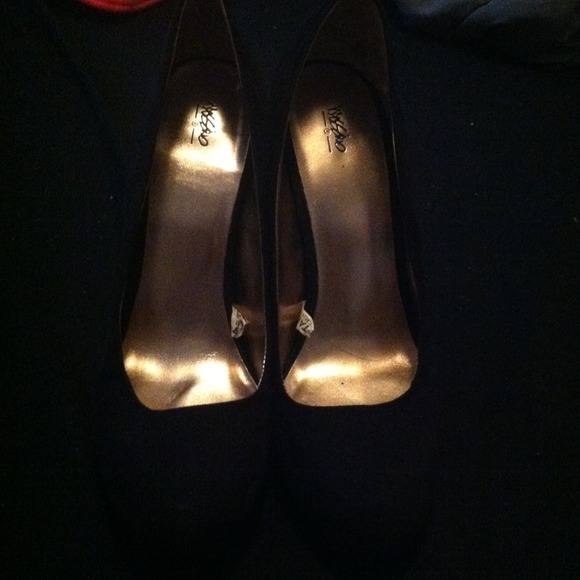 Classy black heels