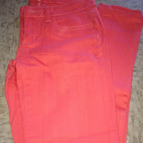Coral color denim pants