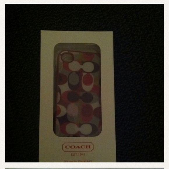 🎀SOLD!🎀 COACH iPhone 4 case