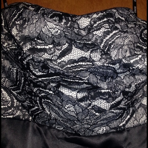 **XOXO DRESS** - Picture 3 of 3