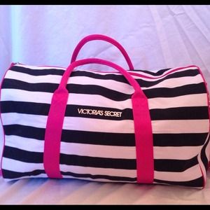 SOLD!!!!! Victoria's Secret duffle bag!