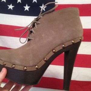 Steve Madden Lace Up Booties