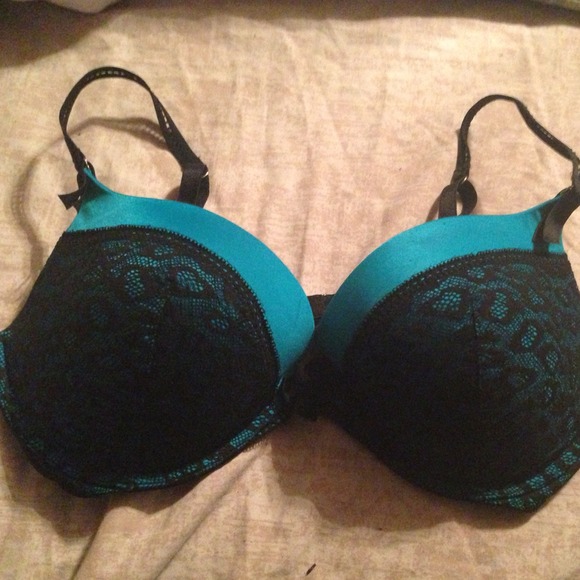 Sold in bundle vs push up