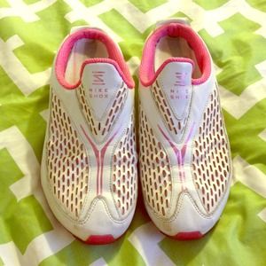 Nike Half Shox Slip on size 9