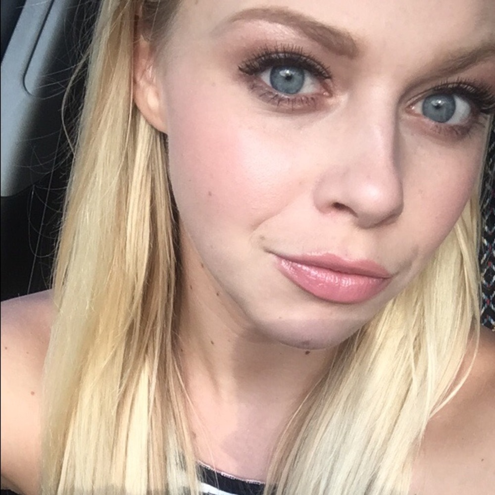 💗MEET THE SELLER✨