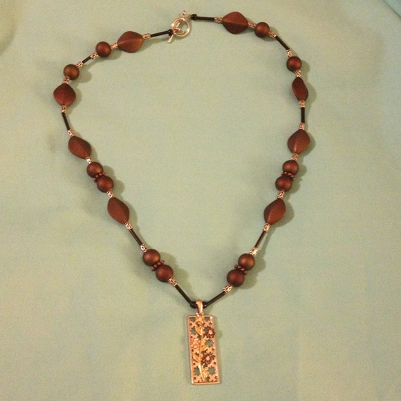 Brown necklace