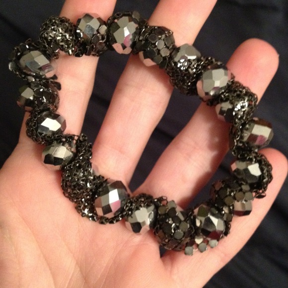 Dark silver and puter stretchy bracelet
