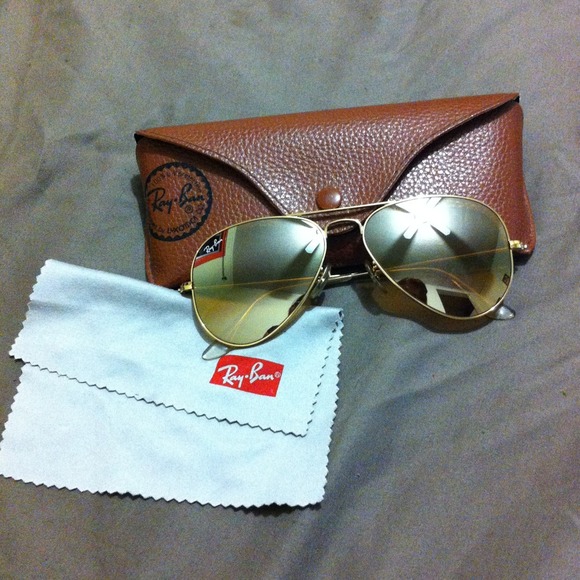 💢RESERVED💢Ray Ban Aviator "authentic"