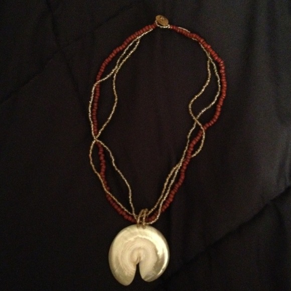 Shell necklace