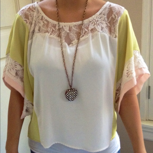 Feminine blouse