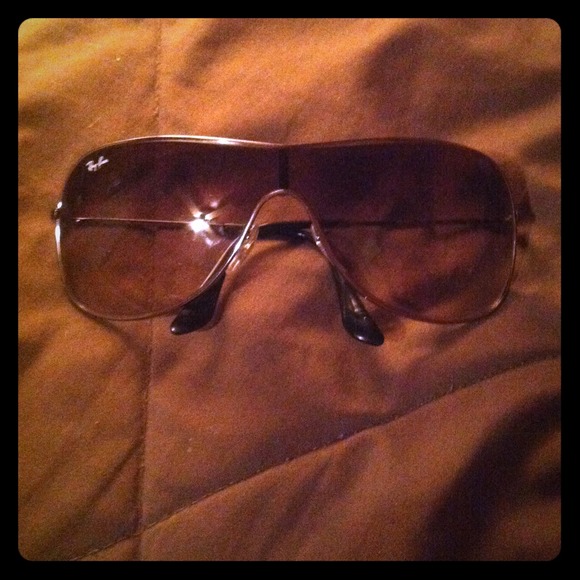 ☀Reduced☀Ray Ban sunglasses