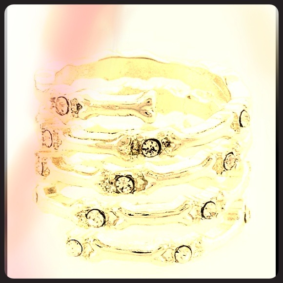 Be Seen Sales Jewelry - Bones stacked ring Size 7 Golden