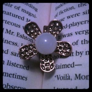 Bronze flower ring :)