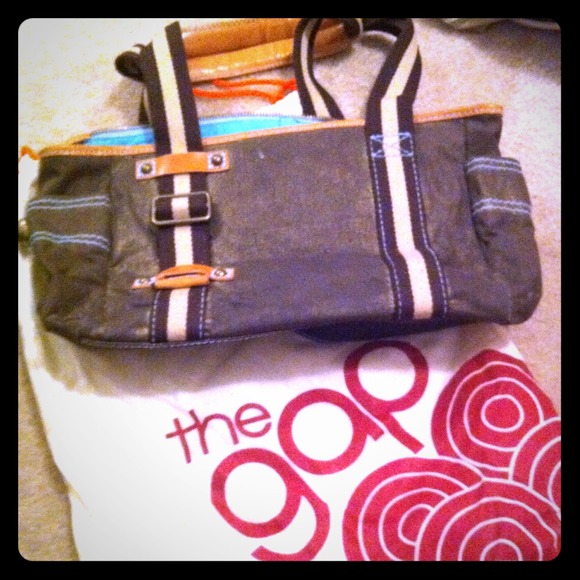 ❤️Gap copper and Tiffany Błüę purse w dust bag❤️