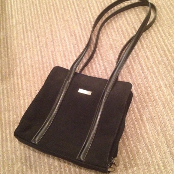 SOLD!!! Nine West black purse - Picture 1 of 3