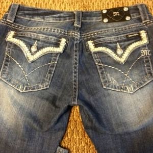 ⛔HOLD⛔⭐Miss Me Jeans⭐