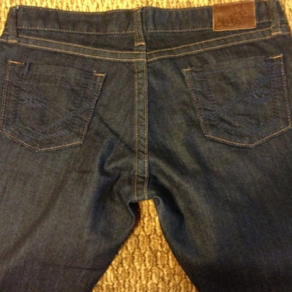 🌀NEW🌀BKE JEANS!