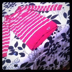 Pink hollister mid sleeve shirt(: